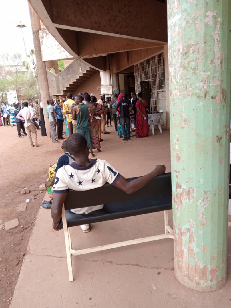 La maison du peuple de Ouagadougou ou le grenier des avantages du services ?